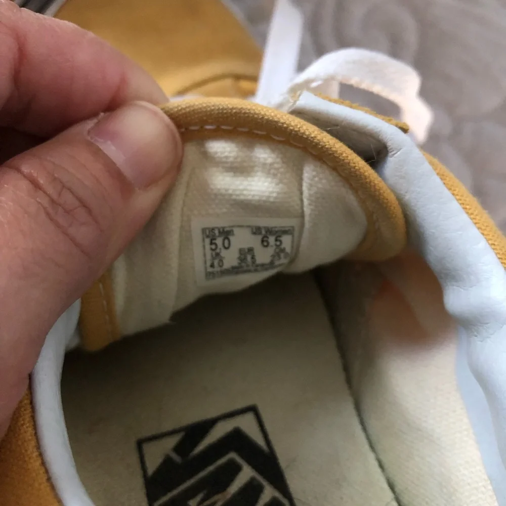 Mustard yellow vans size 6.5
